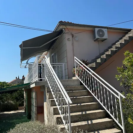 ゲストハウス Korcula Guest House