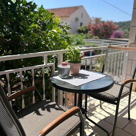 Guest house Korcula Guest House 3*